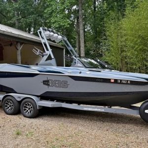 2020 Axis A22 WakeboardSurf Boat