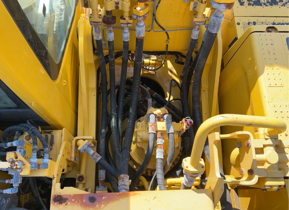 2022 Komatsu PC360LC-11 - Image 8