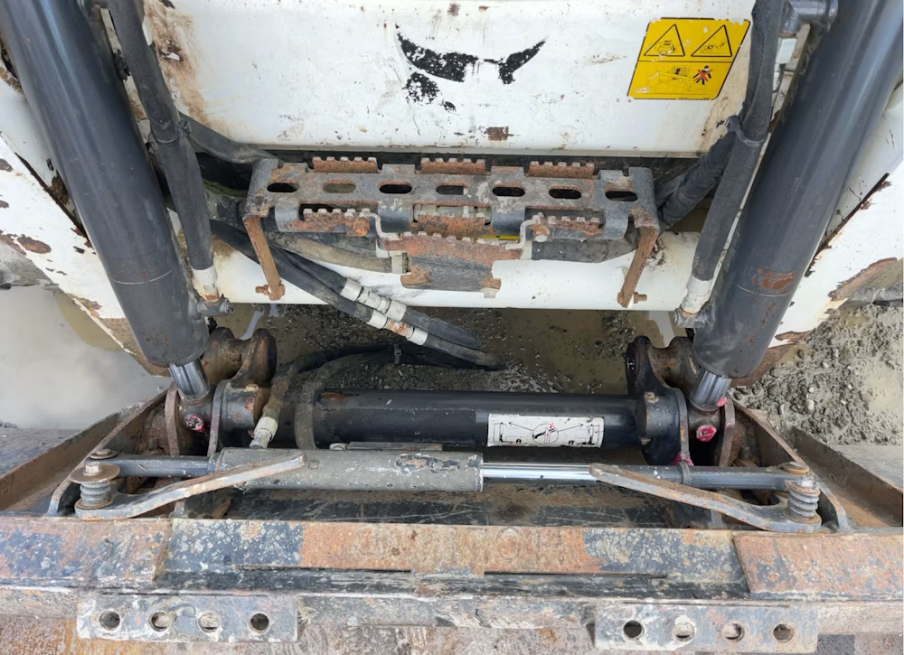 2021 Bobcat T595 - Image 12