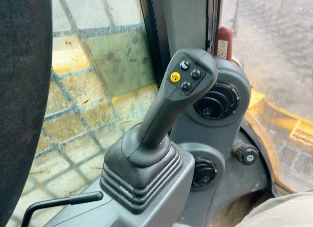 2024 Caterpillar 299D3 - Image 9