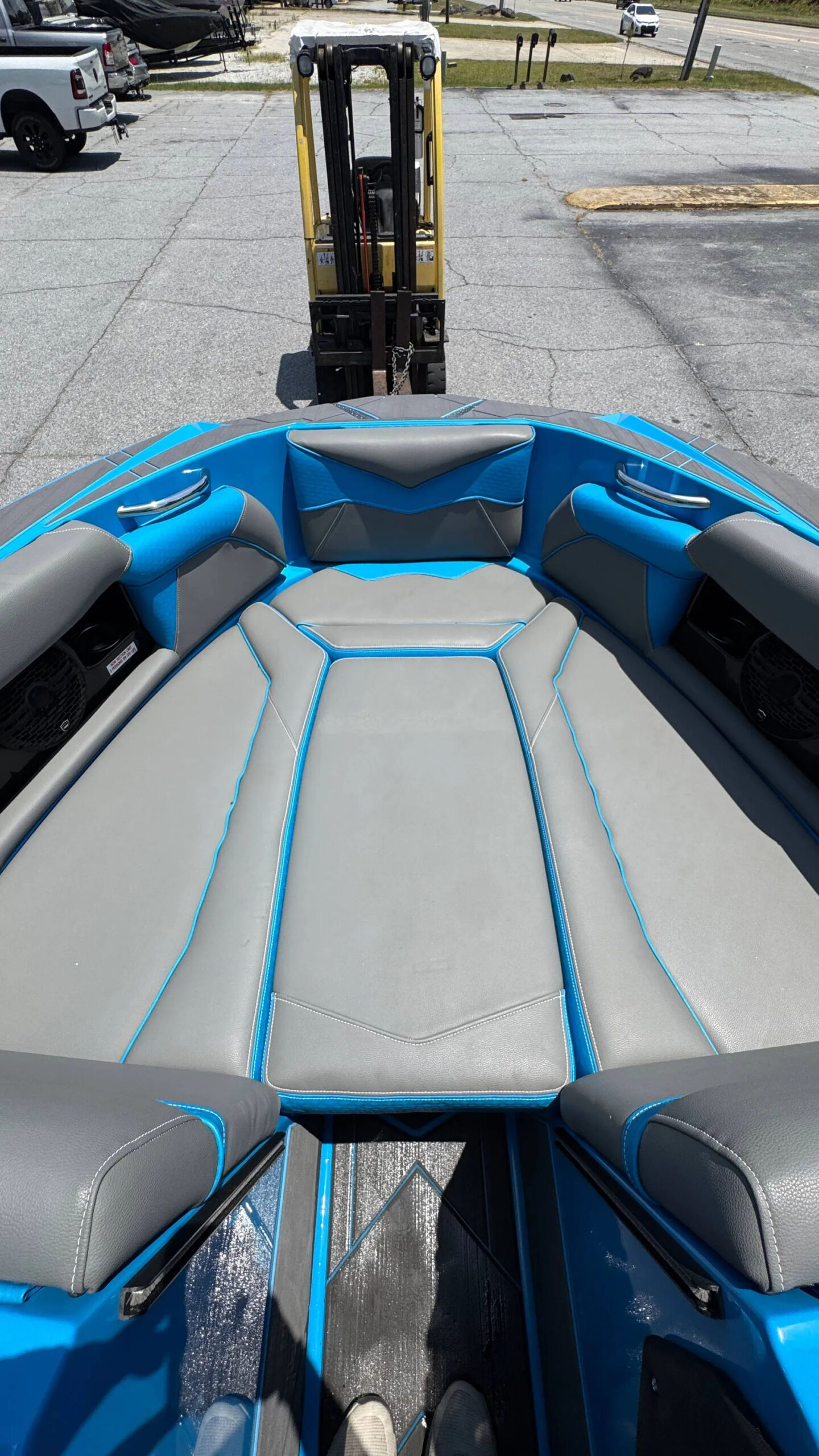2023 Supreme S240 - Image 14