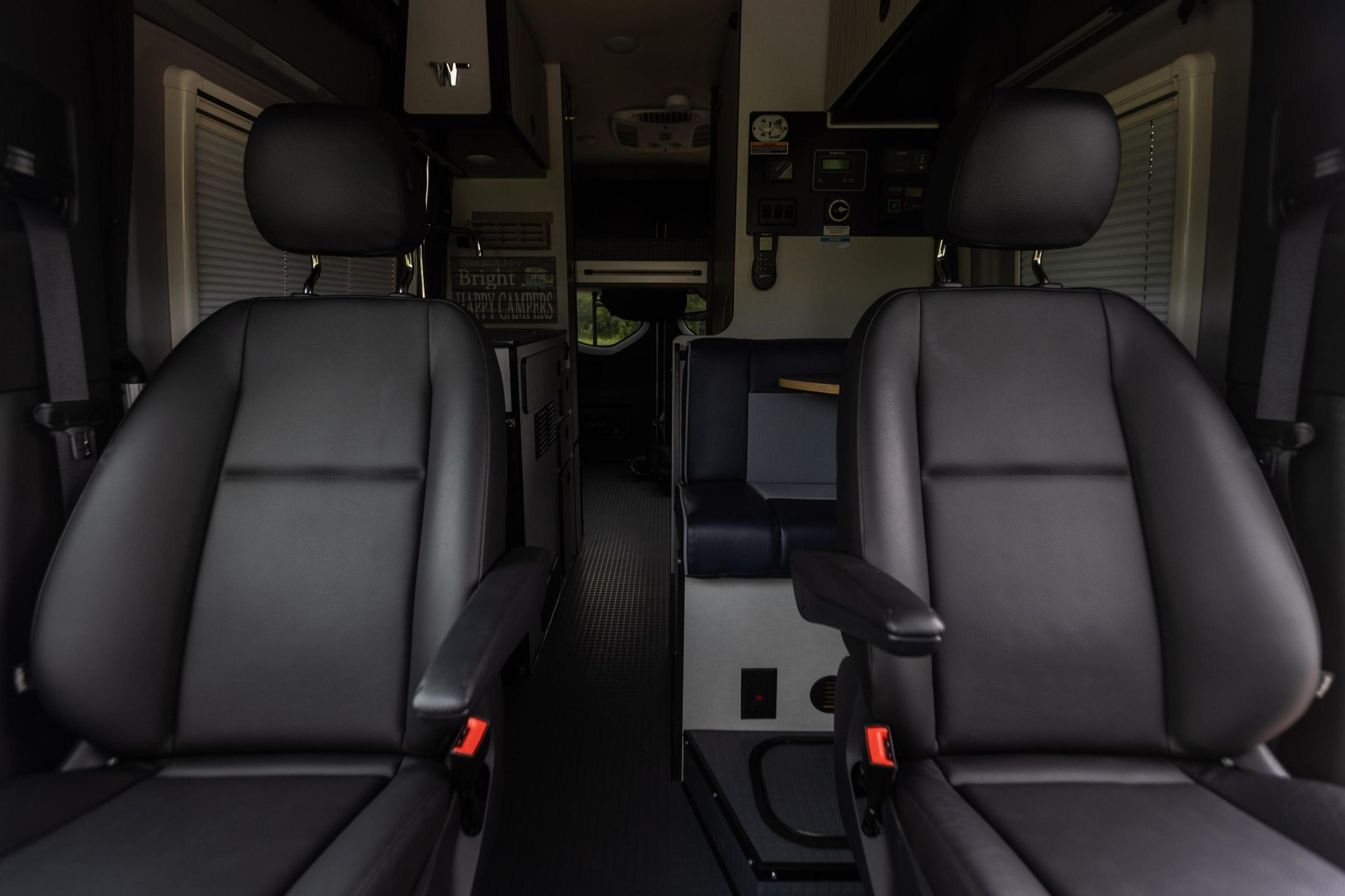 2023 Winnebago Revel 4x4 - Image 107