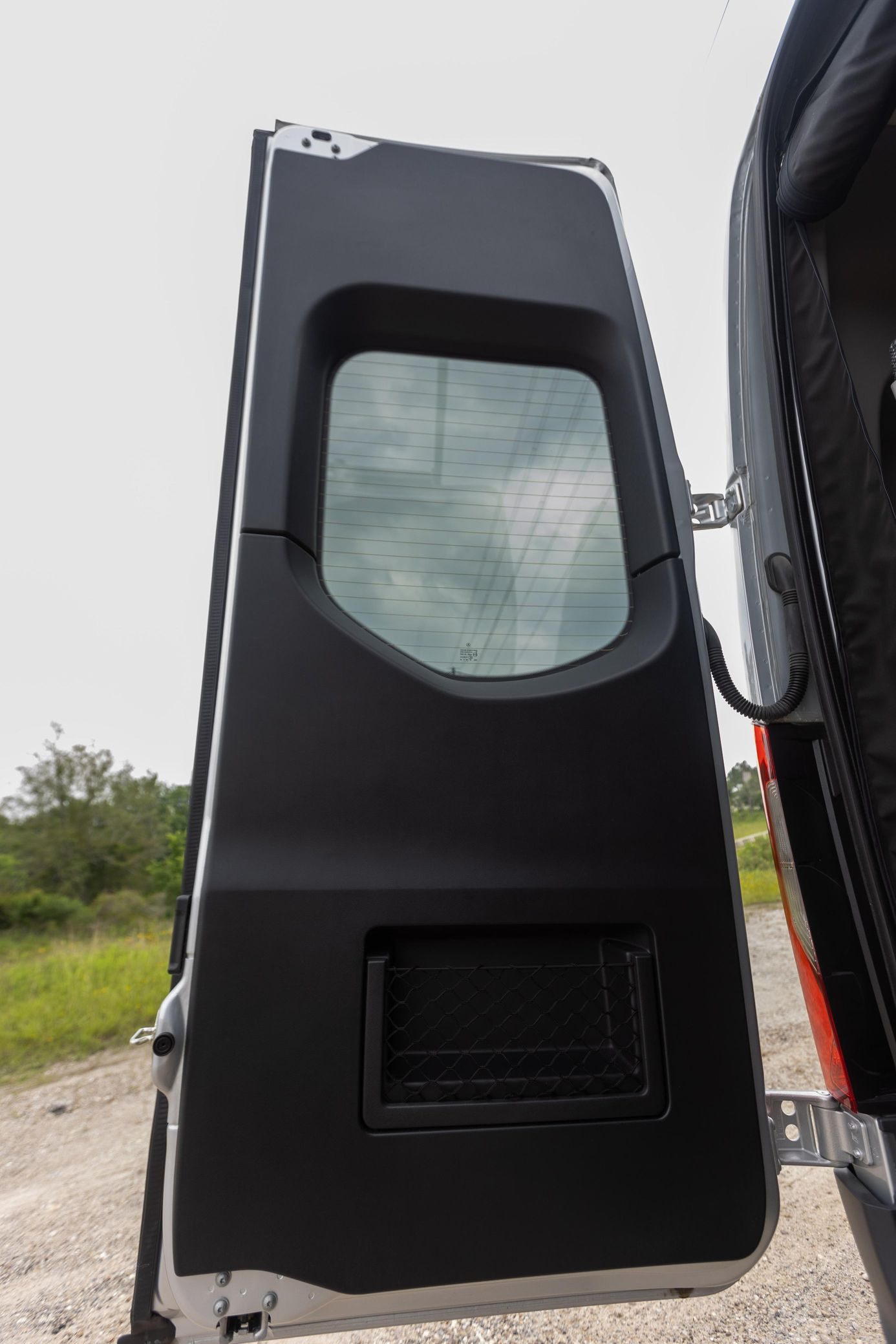 2023 Winnebago Revel 4x4 - Image 18