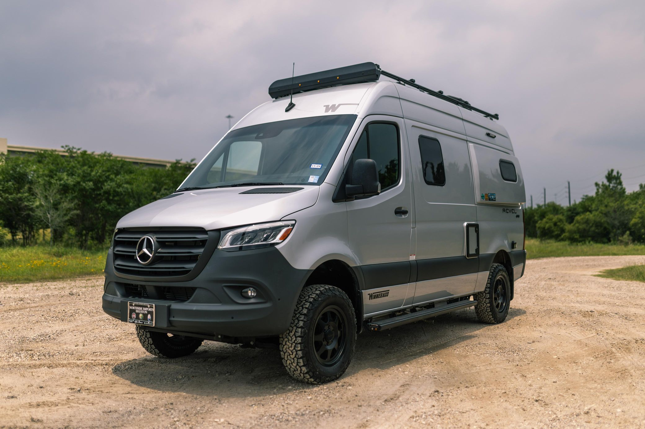 2023 Winnebago Revel 4x4 - Image 23