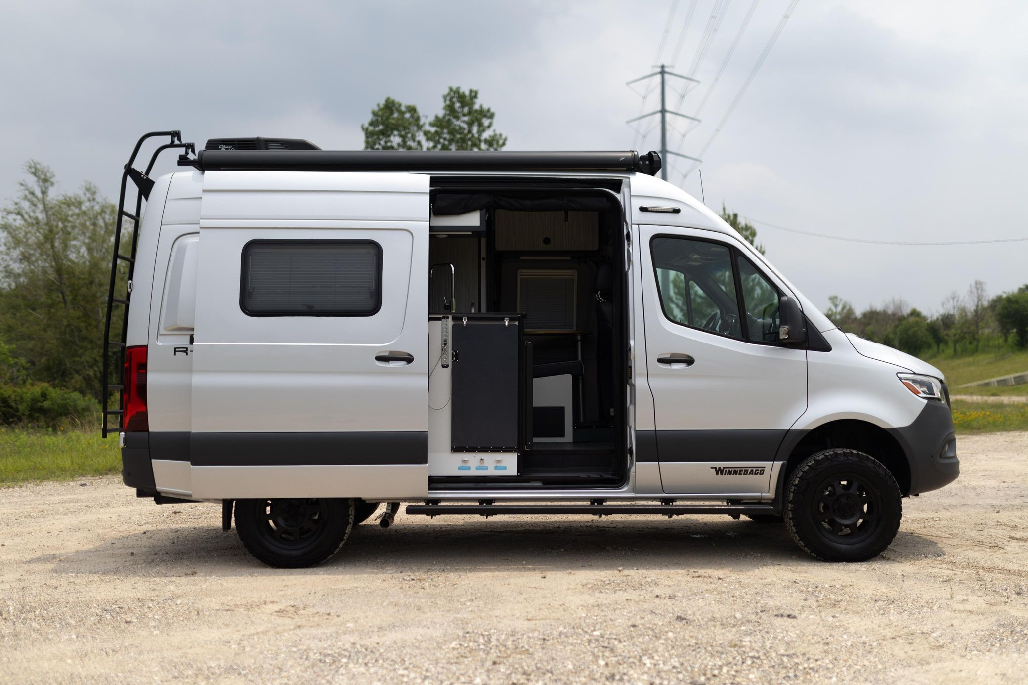 2023 Winnebago Revel 4x4 - Image 57