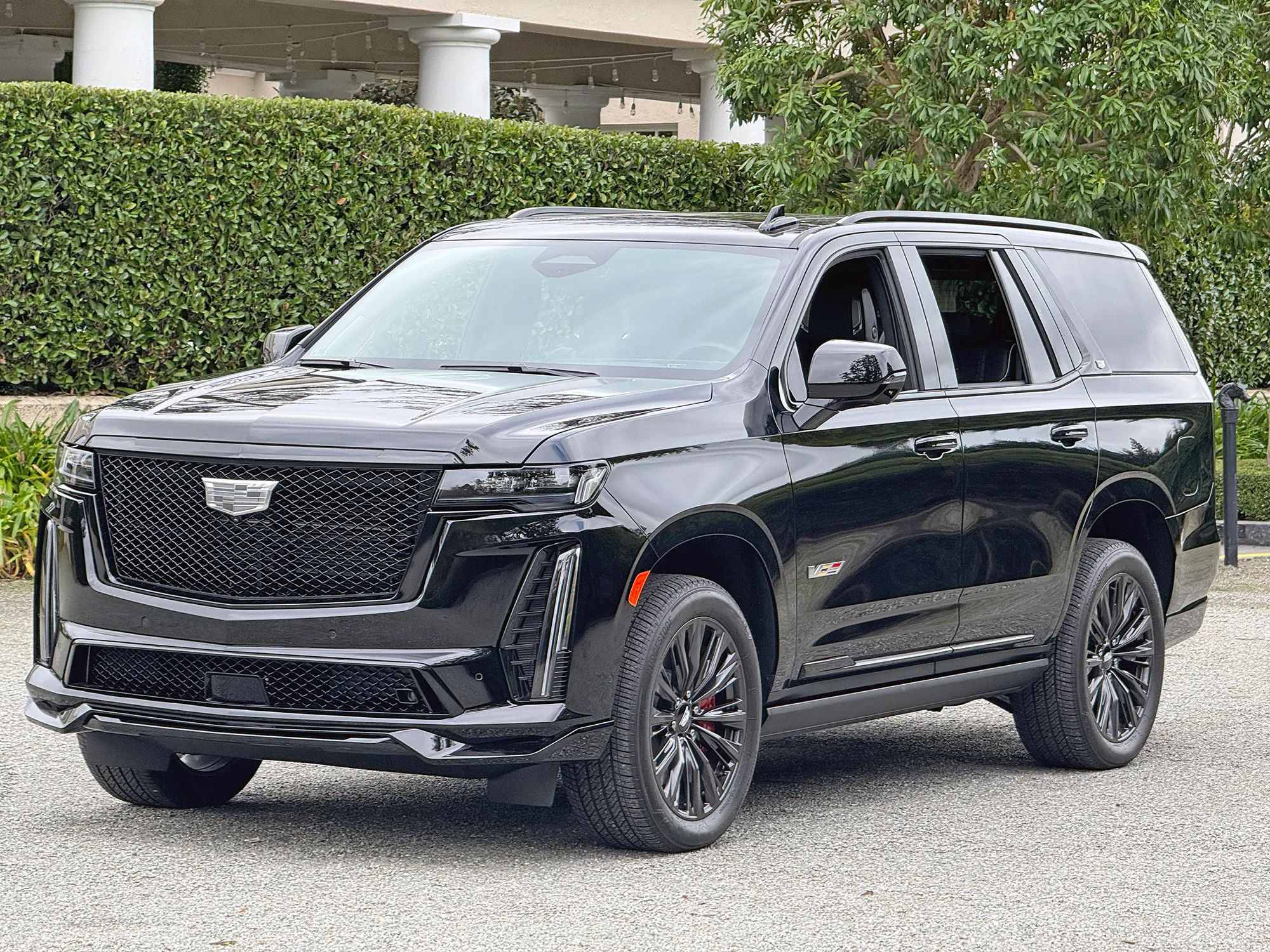 2023 Cadillac Escalade-V - Image 5