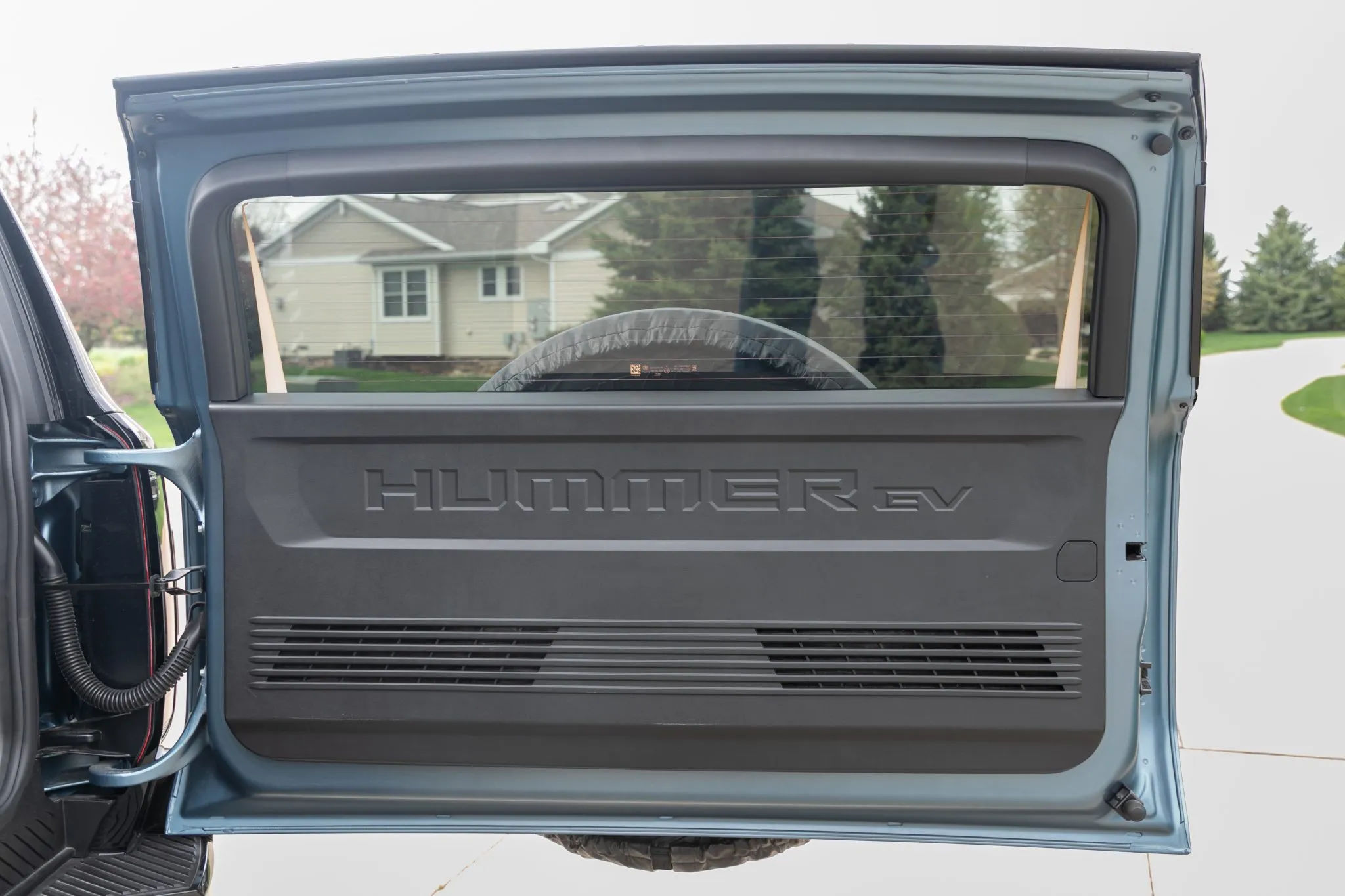 2024 GMC Hummer EV 3X Omega Edition - Image 9
