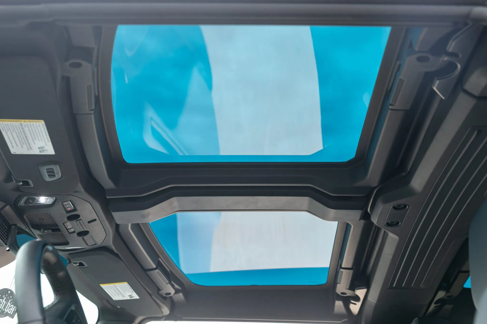 2024 GMC Hummer EV 3X Omega Edition - Image 10
