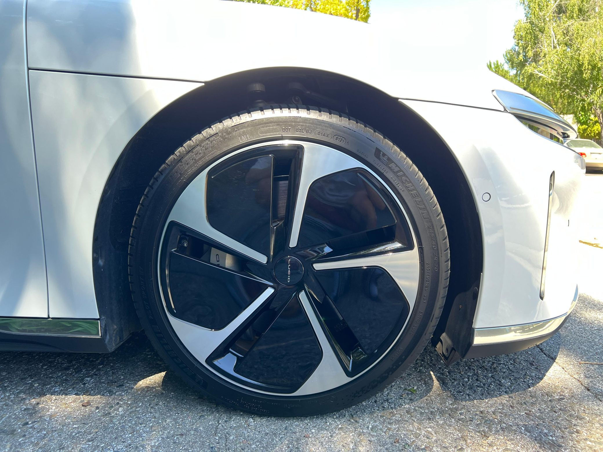 2023 Lucid Air Touring - Image 9