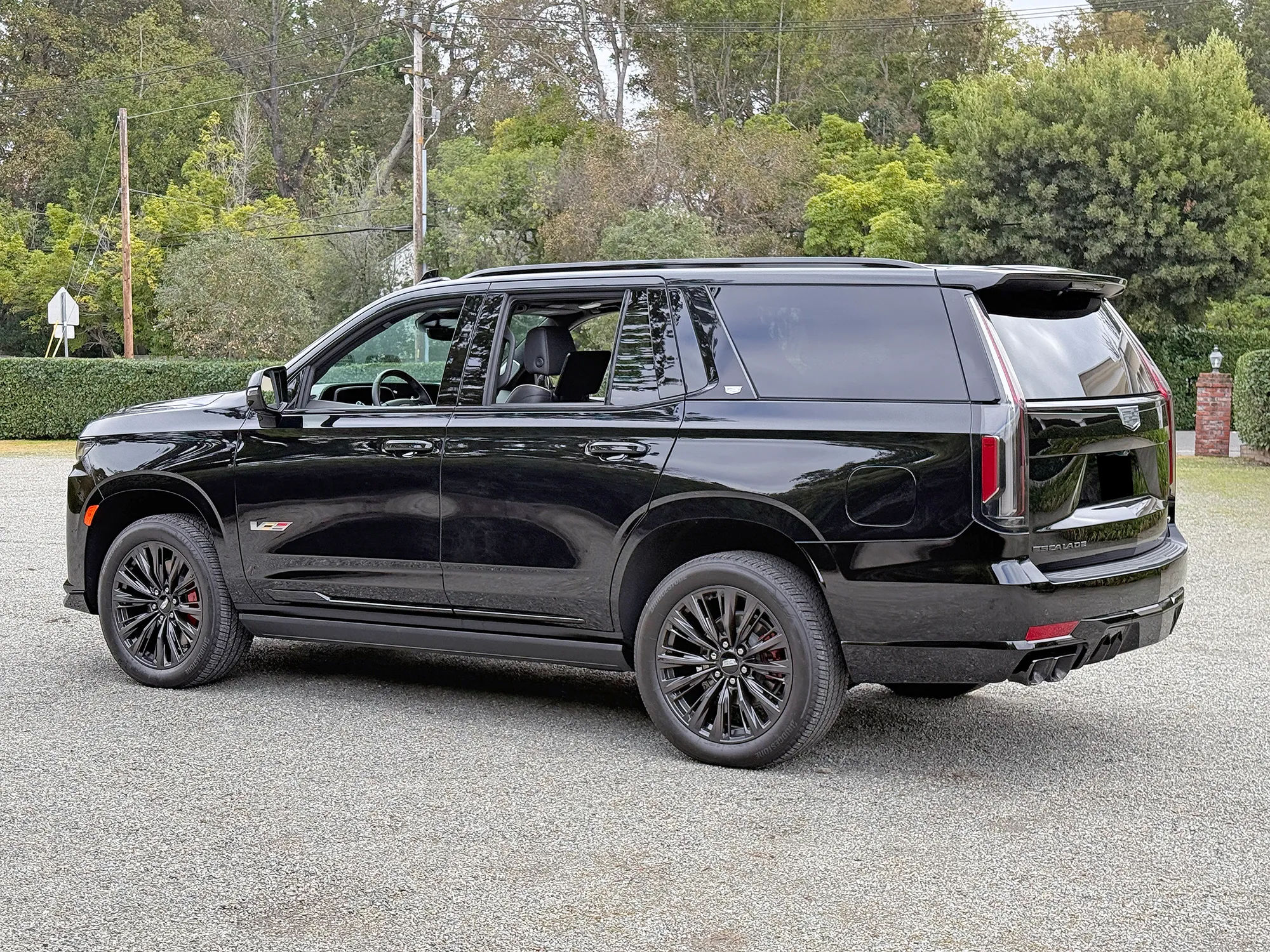2023 Cadillac Escalade-V - Image 7