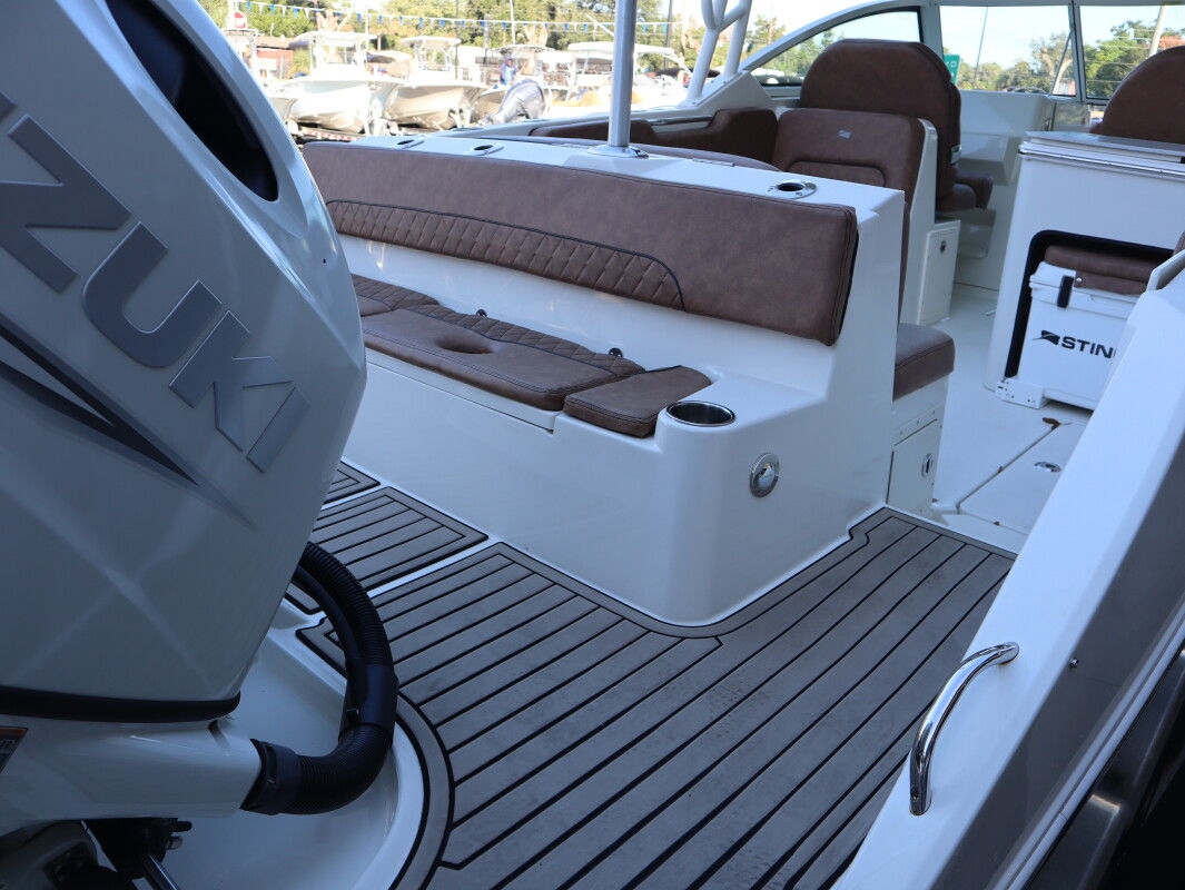 2022 Stingray 269 DC - Image 9