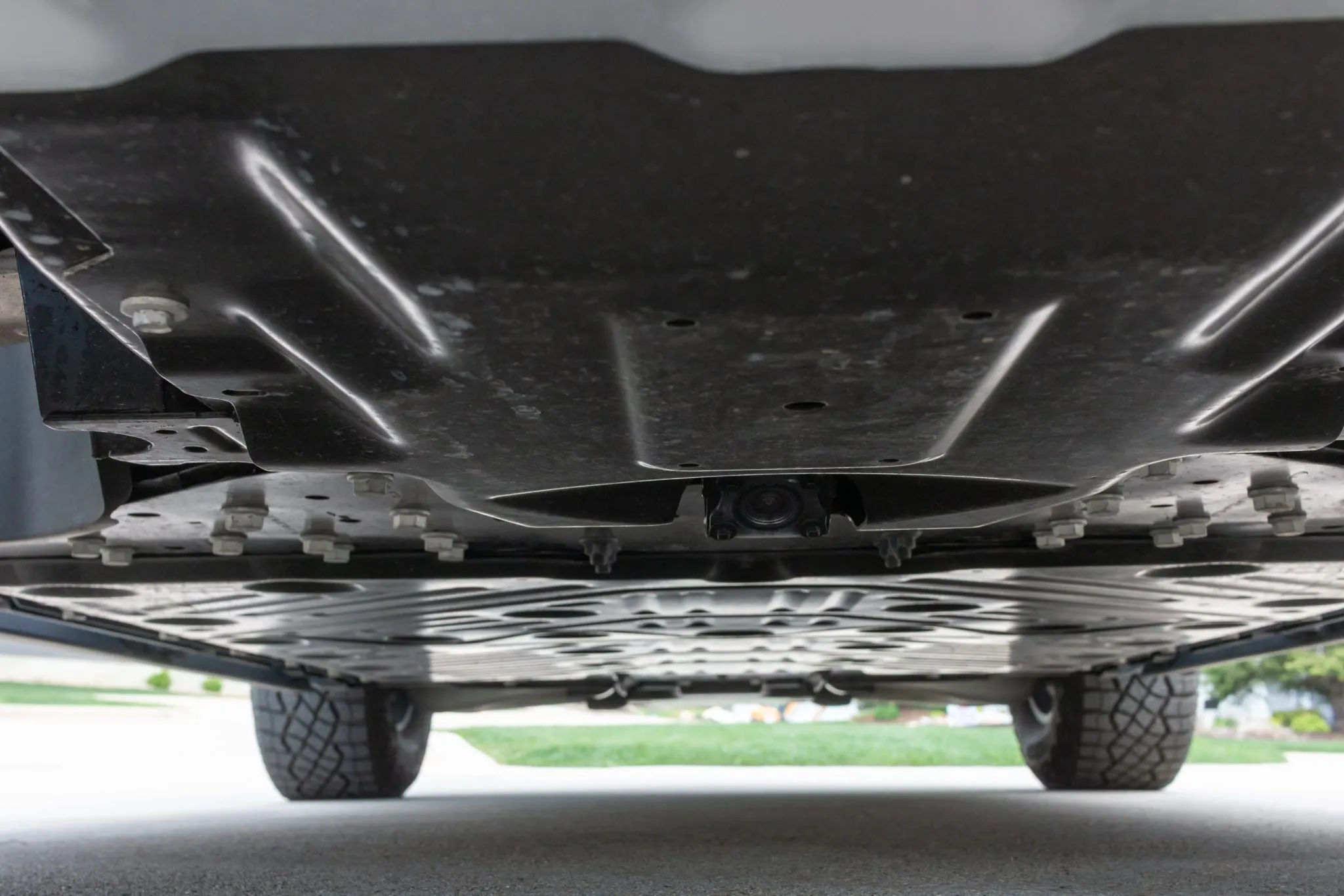 2024 GMC Hummer EV 3X Omega Edition - Image 11