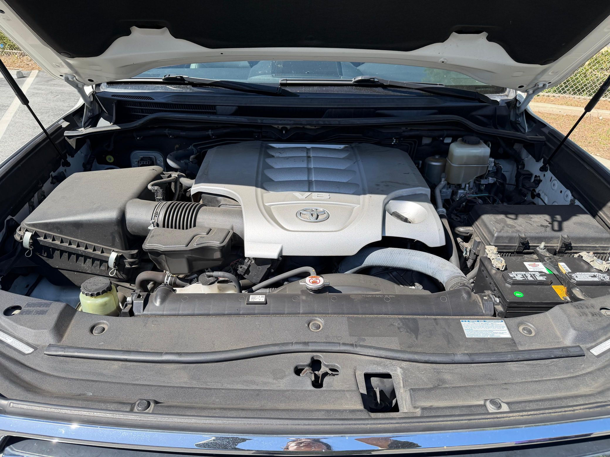 2017 Toyota Land Cruiser - Image 14