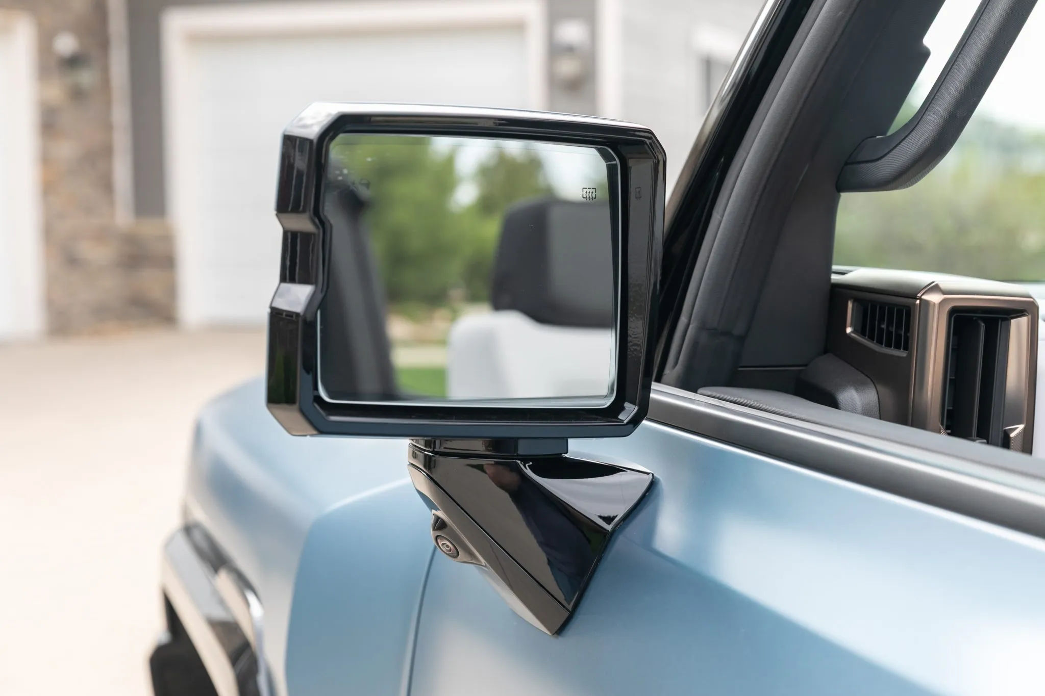 2024 GMC Hummer EV 3X Omega Edition - Image 16