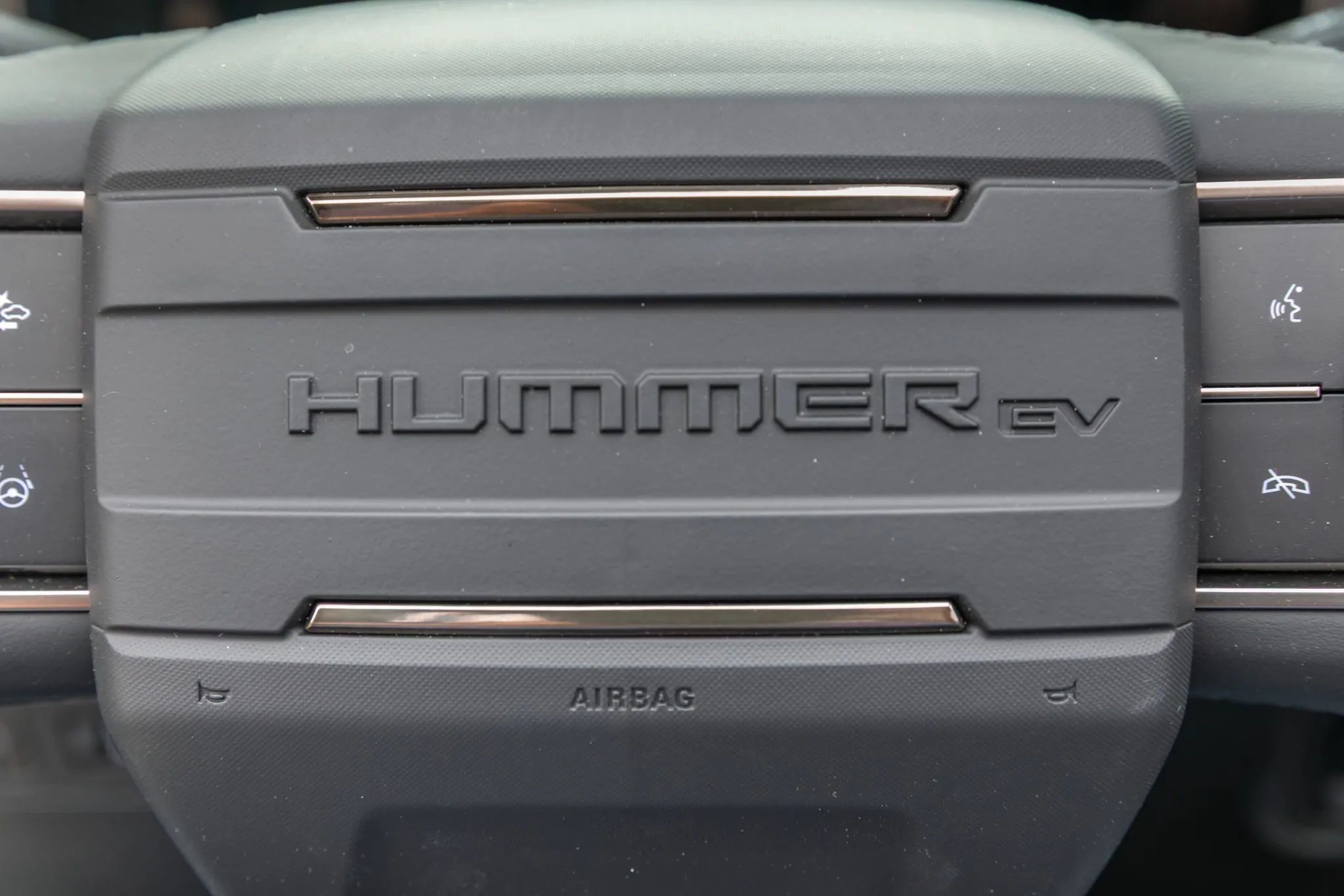 2024 GMC Hummer EV 3X Omega Edition - Image 17