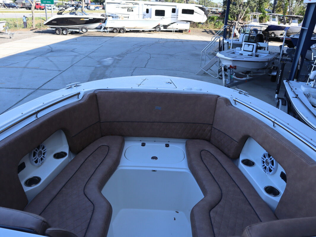 2022 Stingray 269 DC - Image 17
