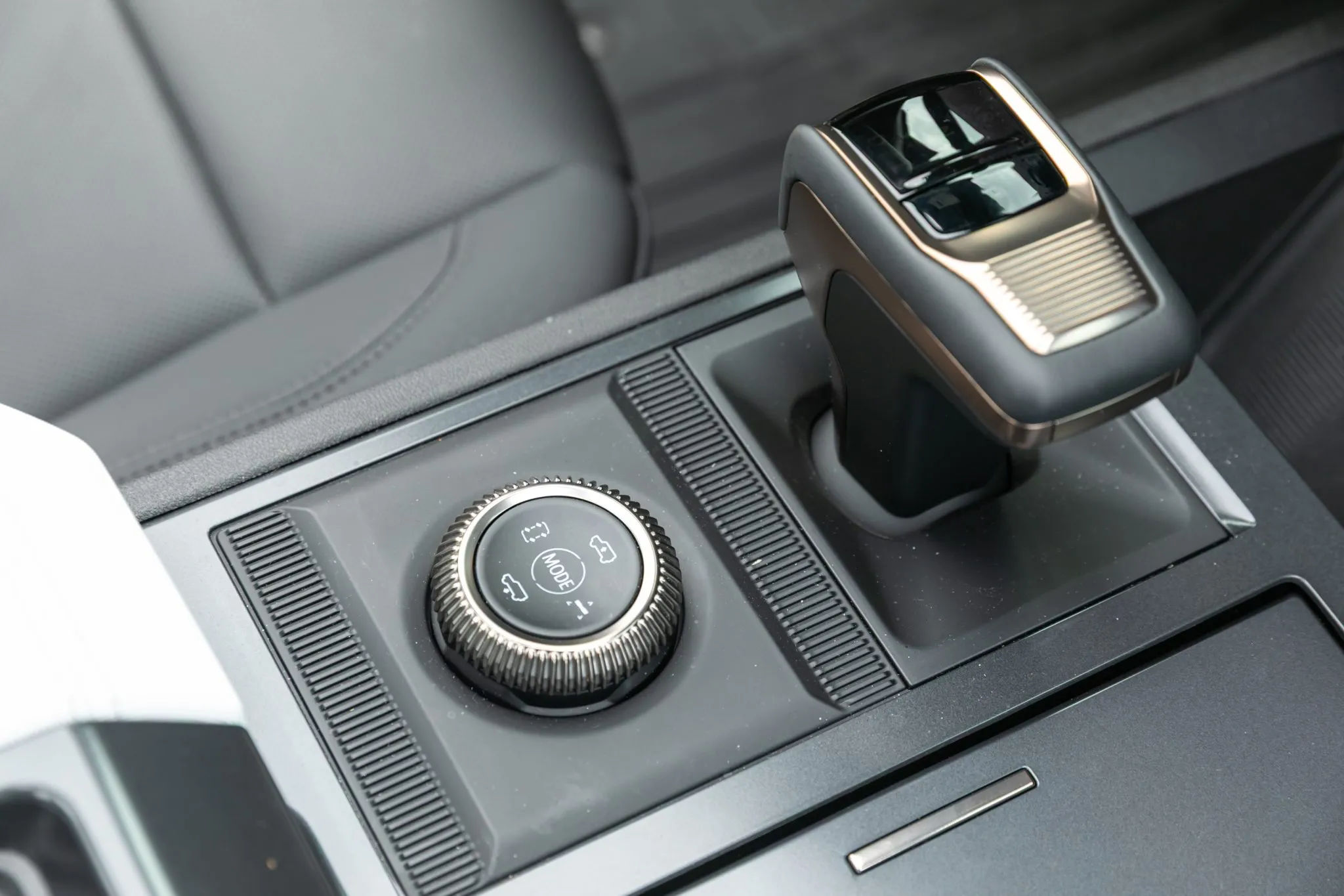 2024 GMC Hummer EV 3X Omega Edition - Image 19