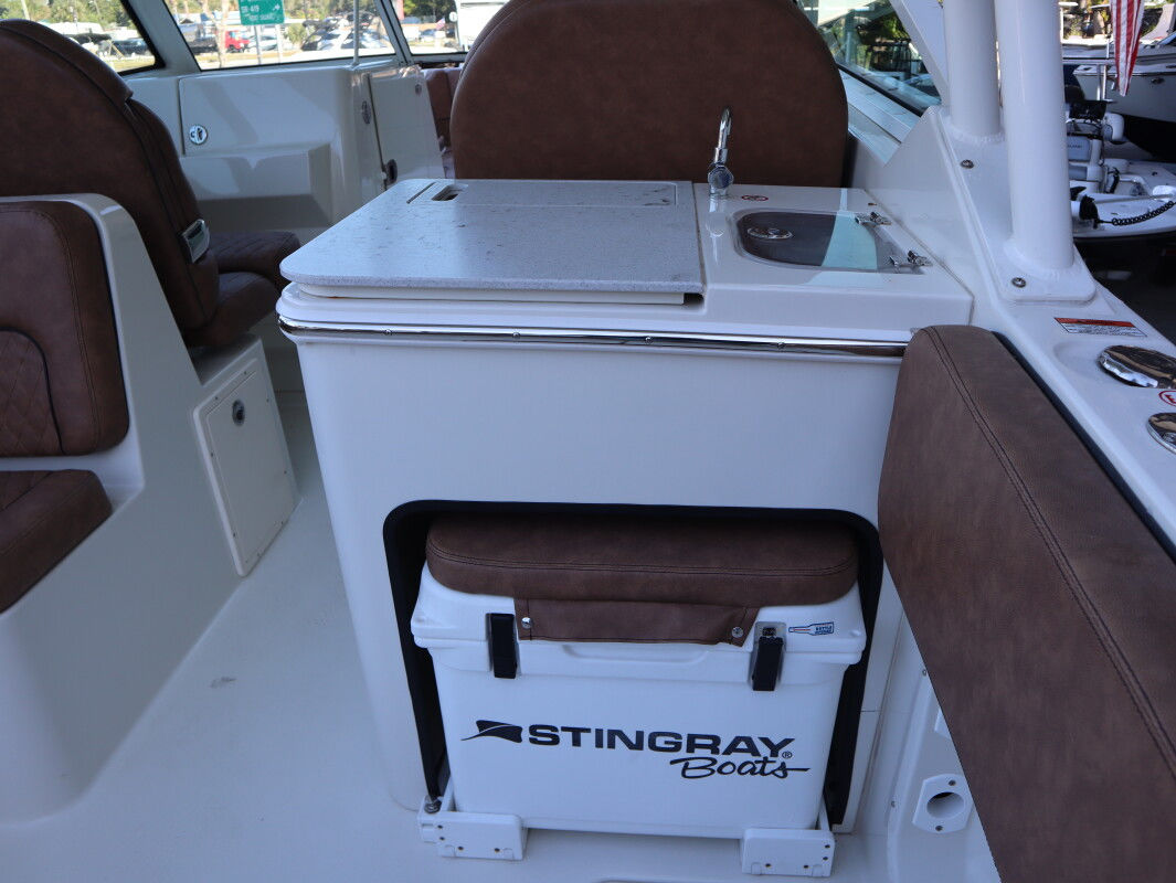2022 Stingray 269 DC - Image 18