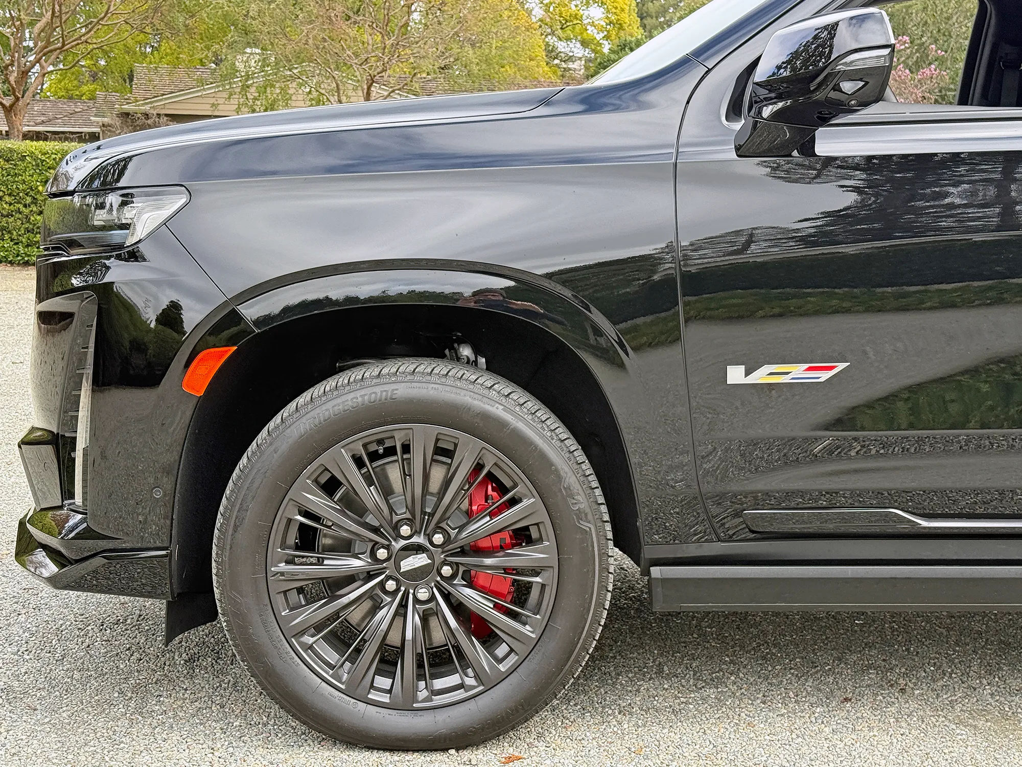 2023 Cadillac Escalade-V - Image 20