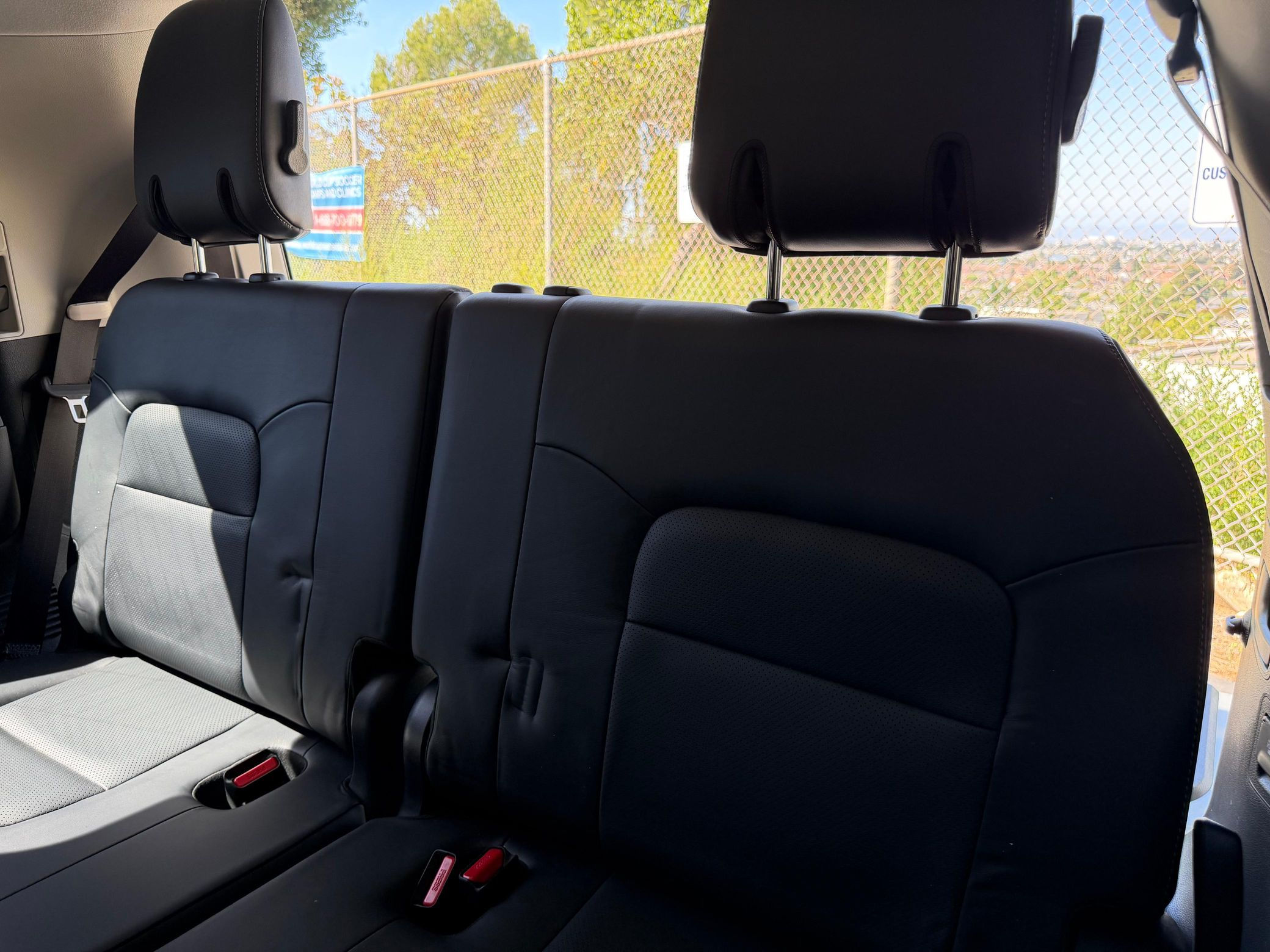 2017 Toyota Land Cruiser - Image 25