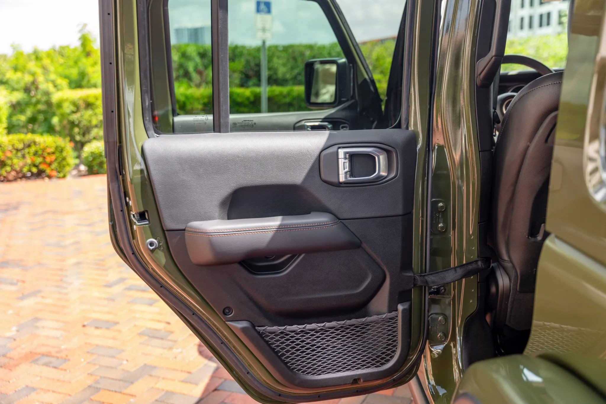 2022 Jeep Wrangler Unlimited Rubicon 392 - Image 28