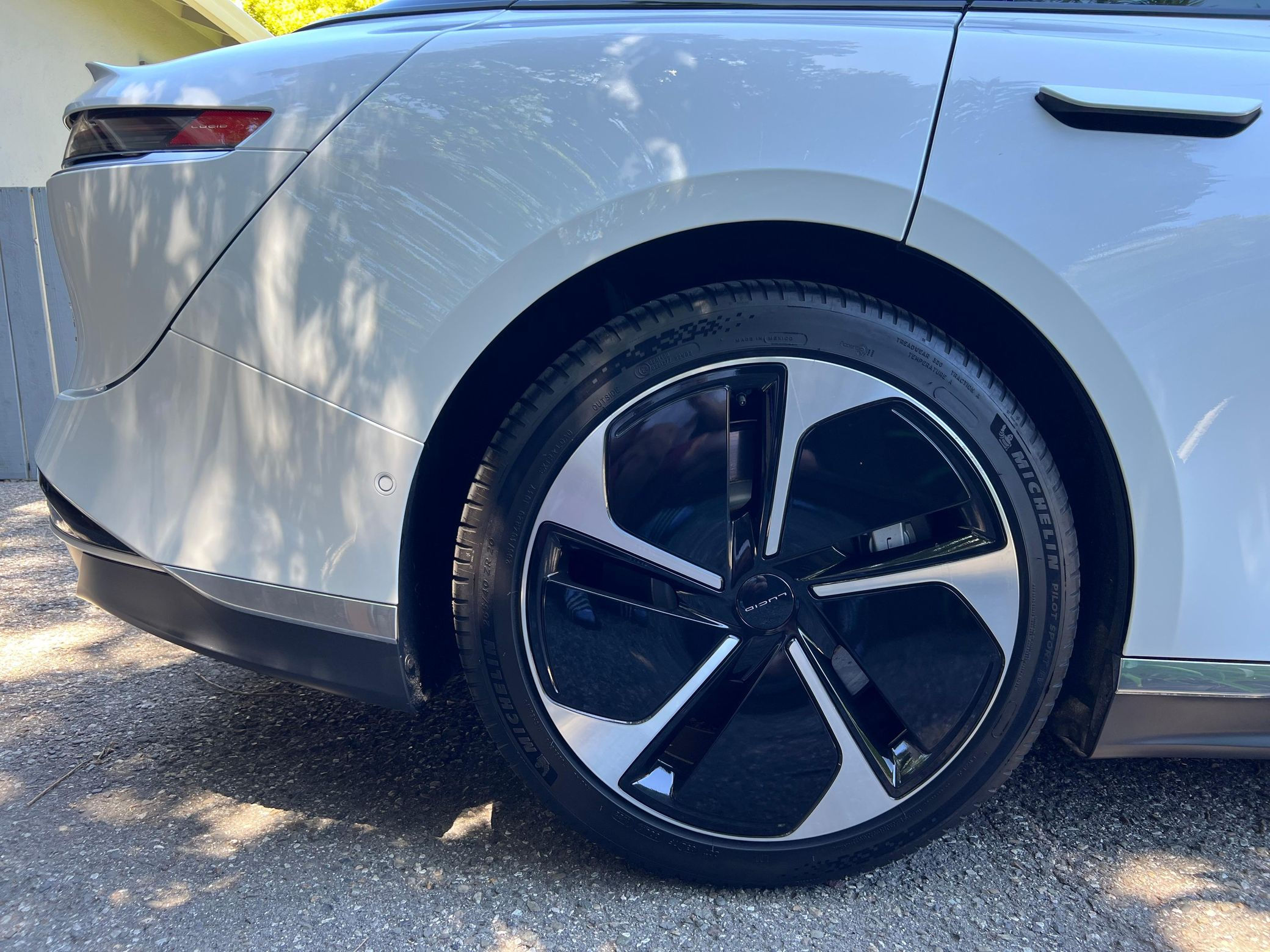 2023 Lucid Air Touring - Image 31