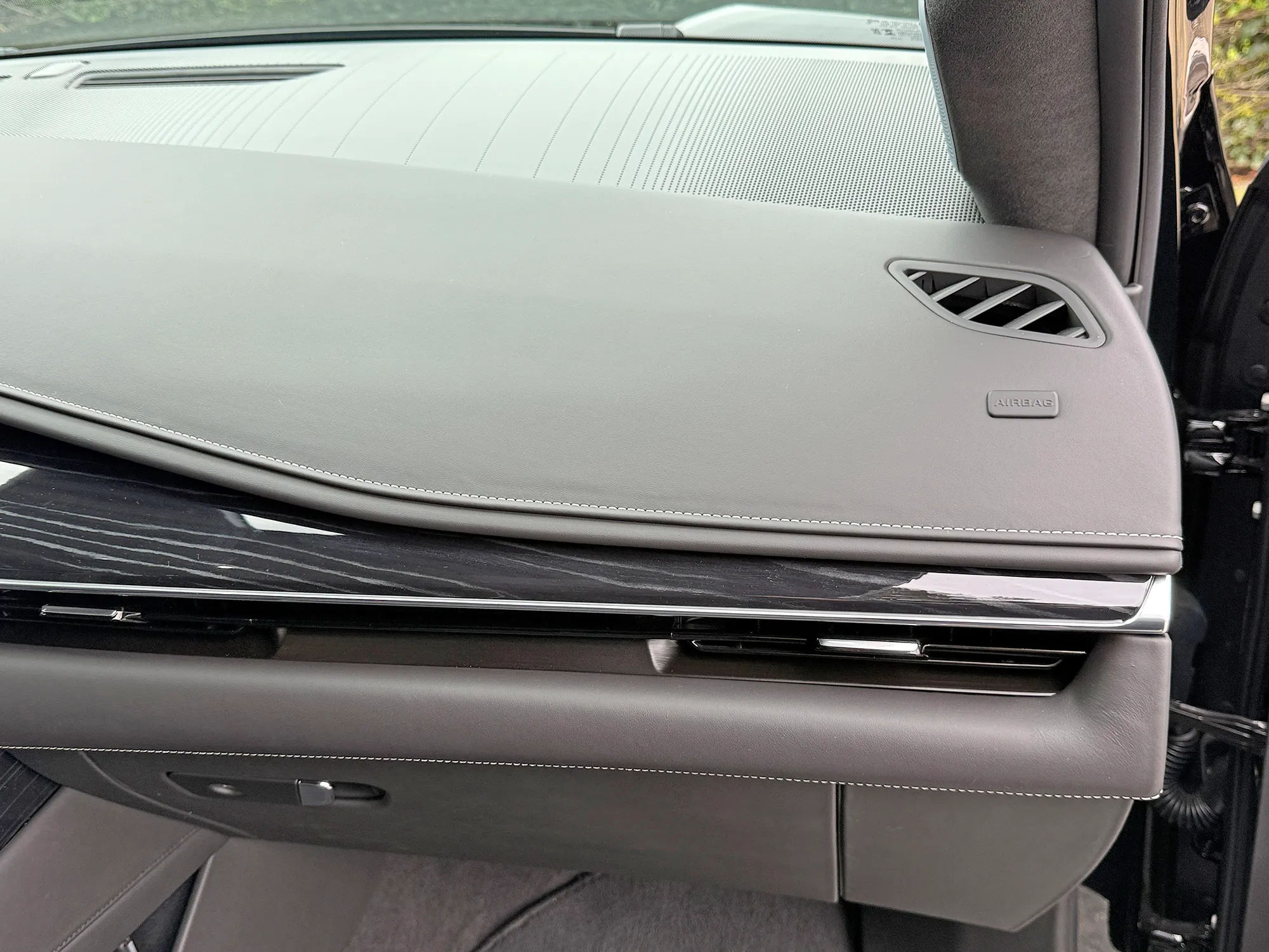 2023 Cadillac Escalade-V - Image 45