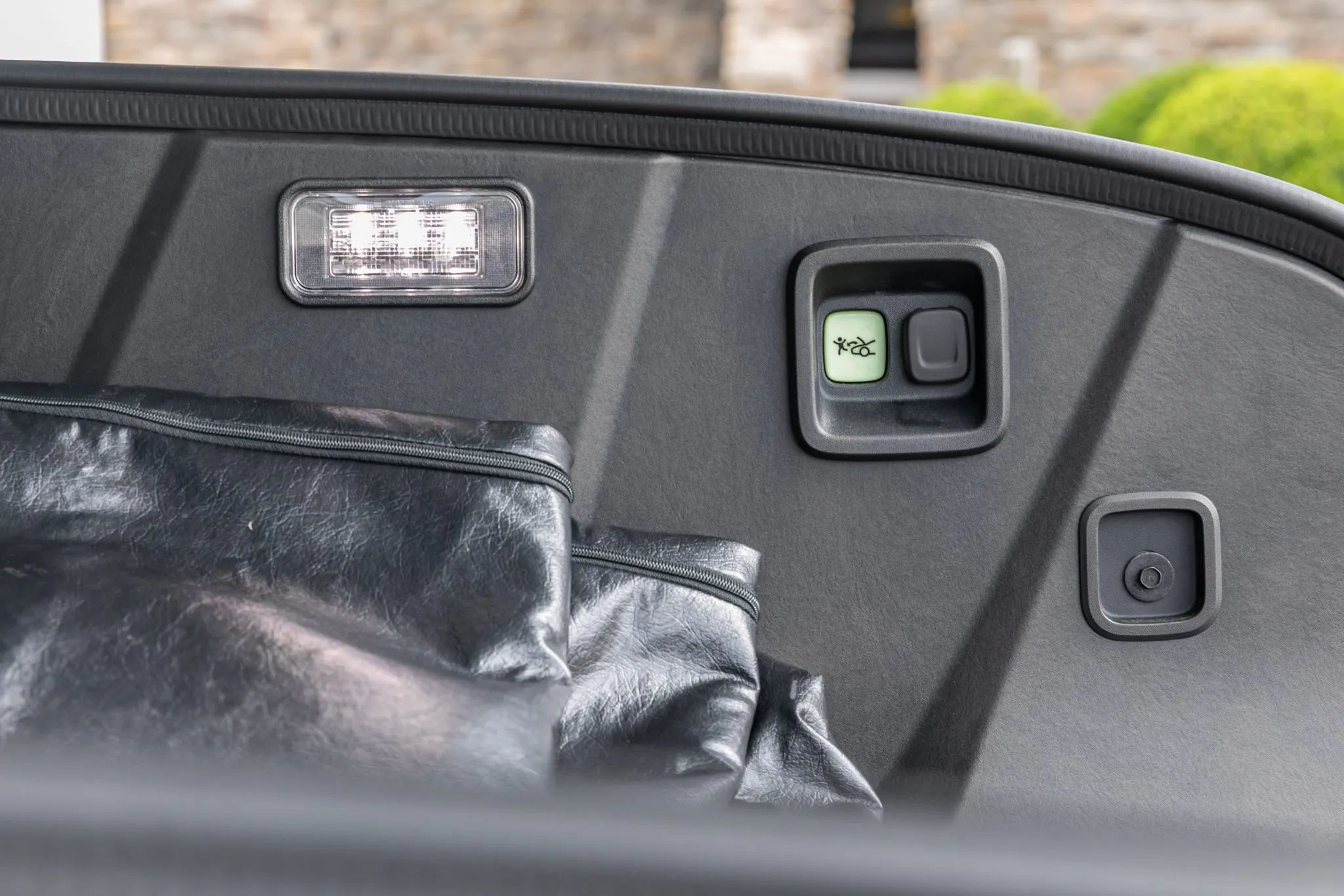 2024 GMC Hummer EV 3X Omega Edition - Image 48