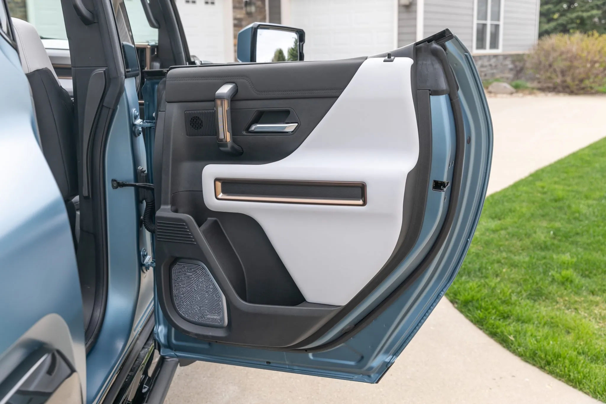 2024 GMC Hummer EV 3X Omega Edition - Image 51