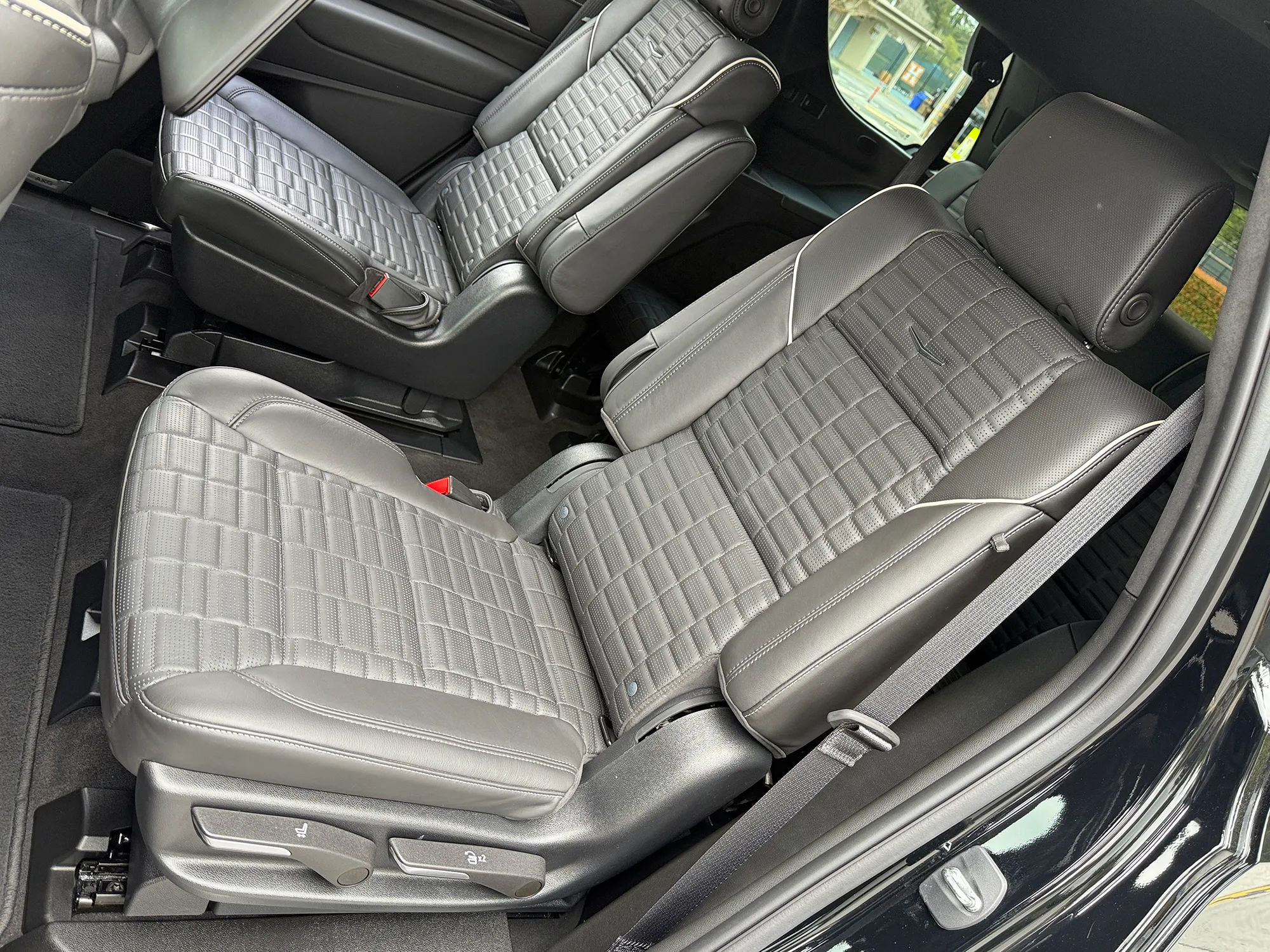 2023 Cadillac Escalade-V - Image 54