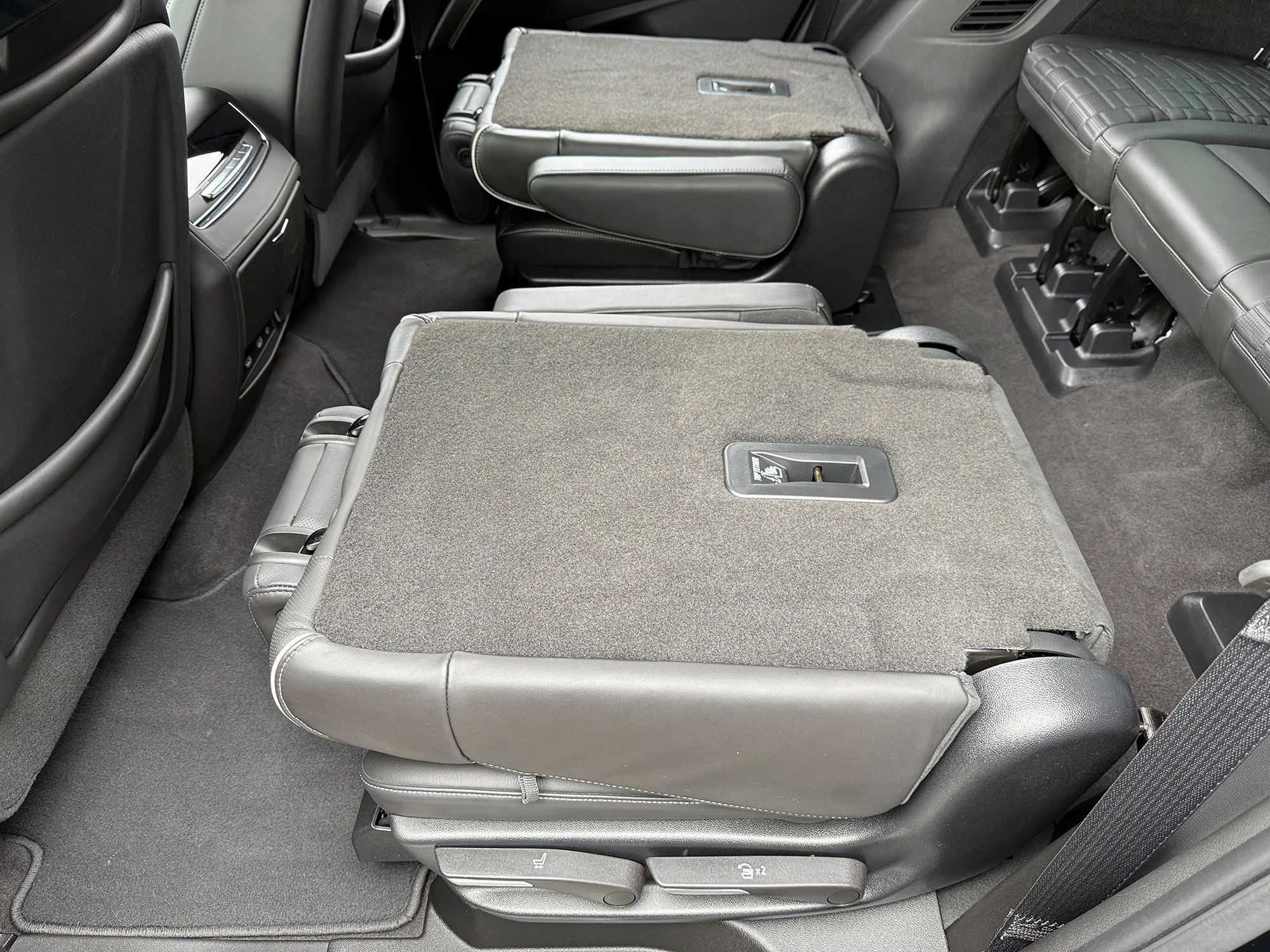 2023 Cadillac Escalade-V - Image 65