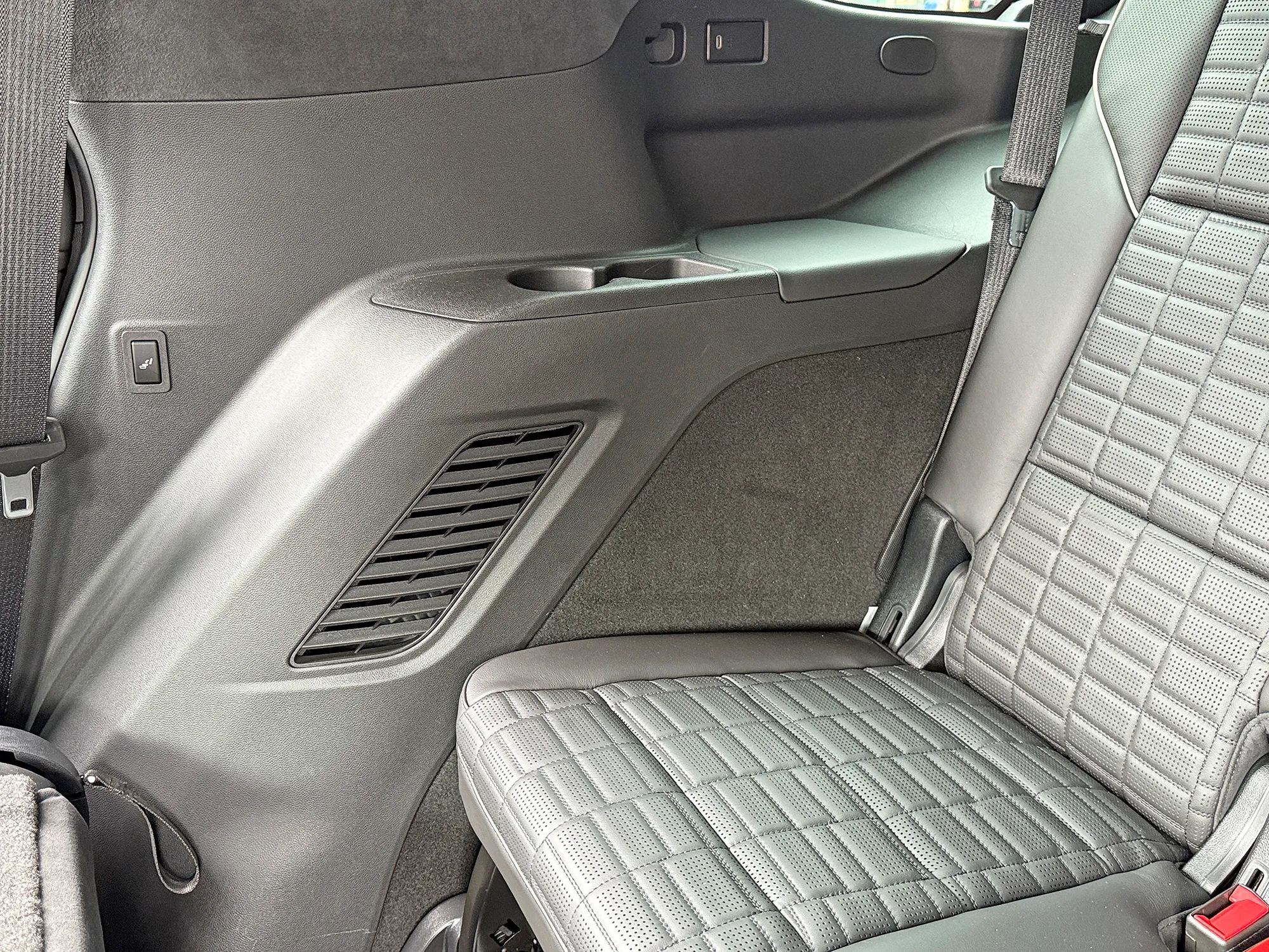 2023 Cadillac Escalade-V - Image 70